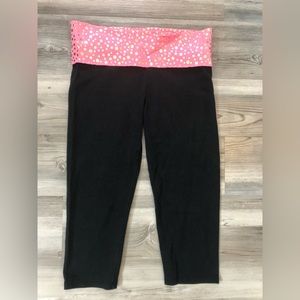 Vintage Pink/ Yoga band capris, size small, EUC from 2012